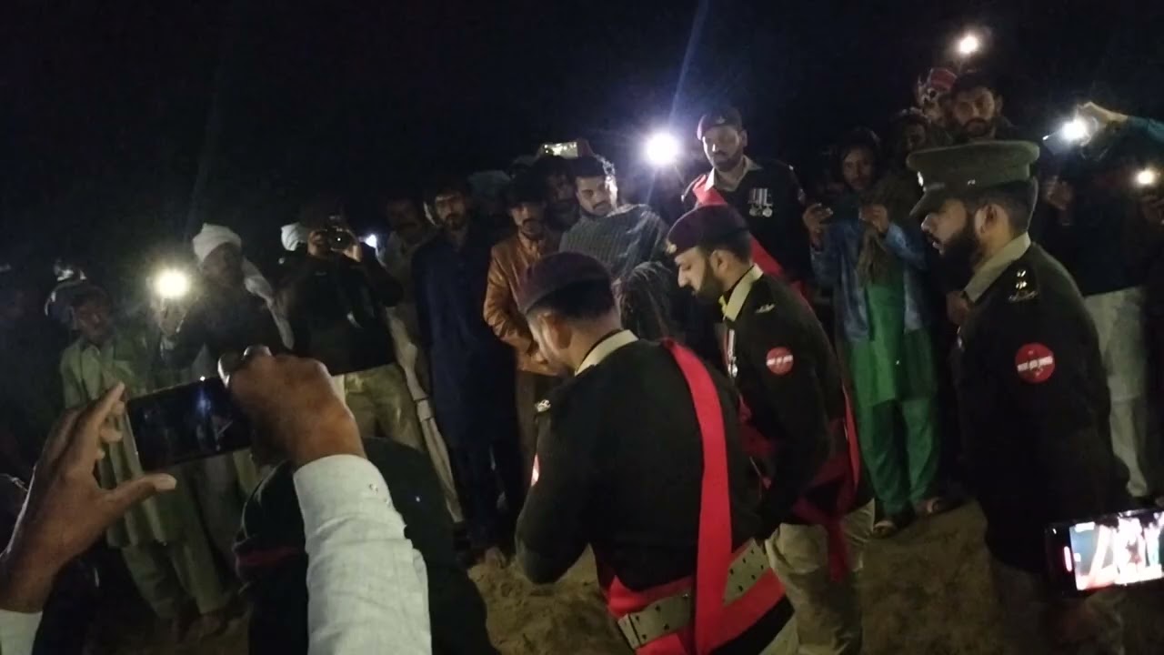 PAK ARMY Salami to a Martyr (شہید)Very emotional video