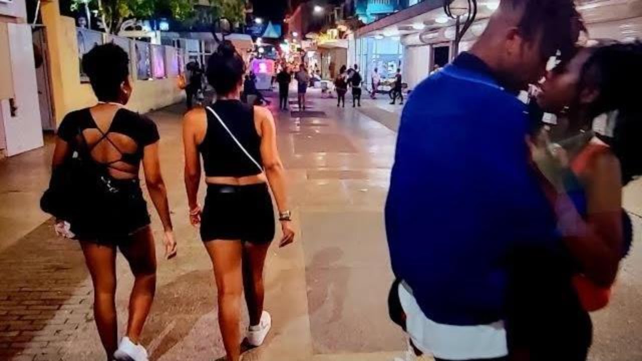 Havana's Central Nighttime View