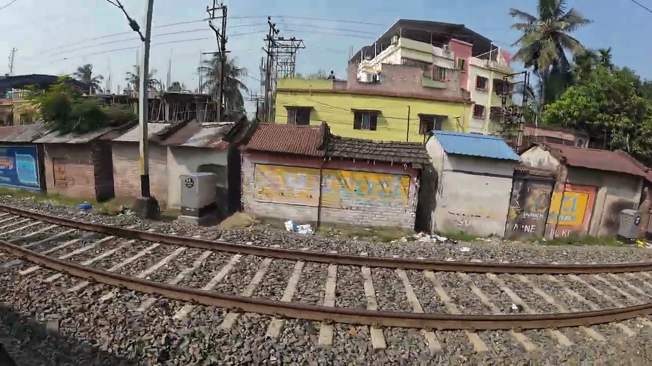 বনগাঁ হতে শিয়ালদহ ৫। ১৬ নবেম্বর ২০২৫।