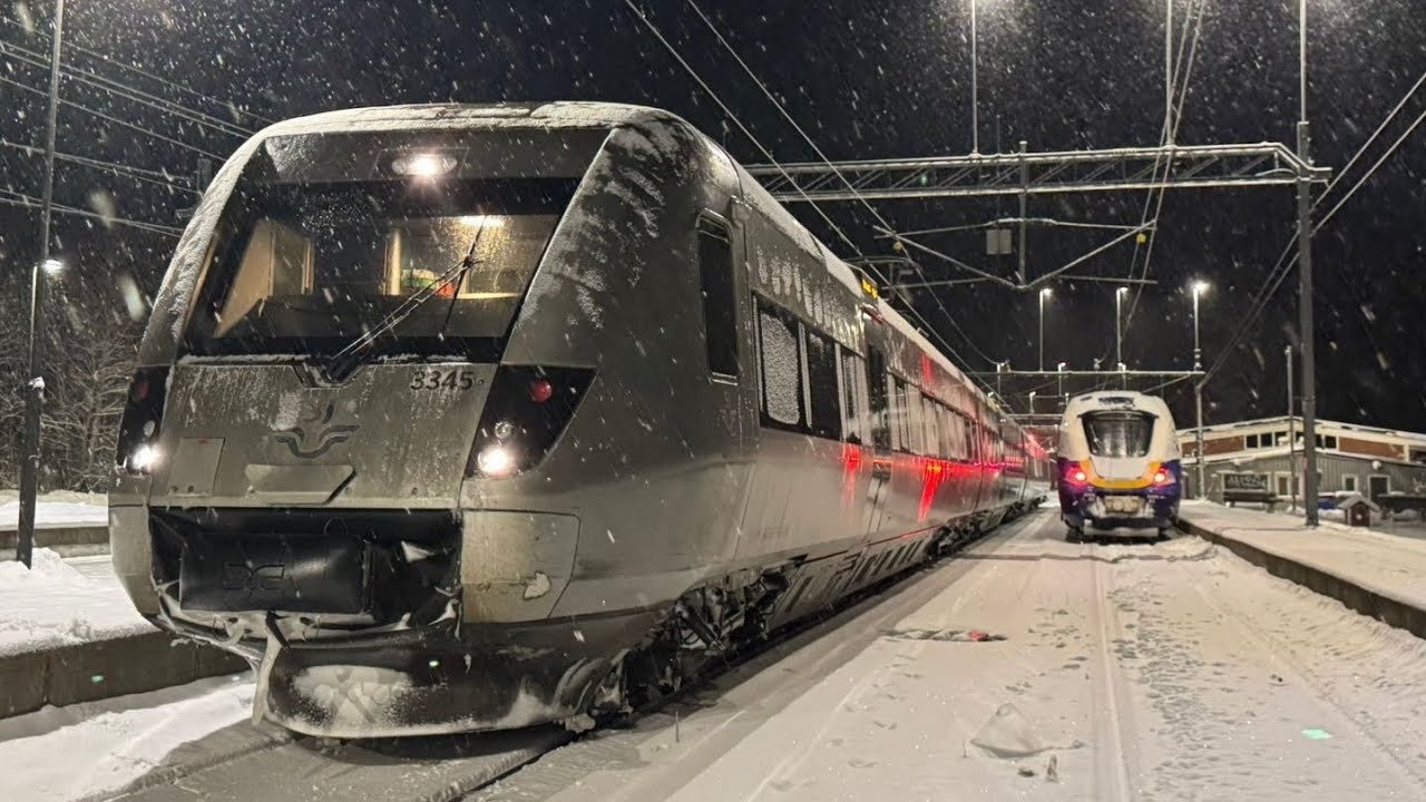 BEAUTIFUL WINTER TRAIN TRIP on EAST COAST LINE - 4K Train Driver's View (Stockholm to Sundsvall)
