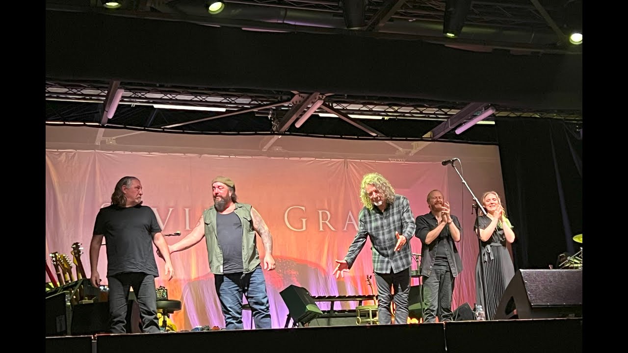 Robert Plant - Saving Grace ft. Suzi Dian Live 15.10.2024@OGR