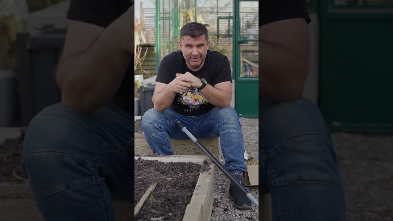 Wiosenne prace w ogrodzie. Nowa rabata.