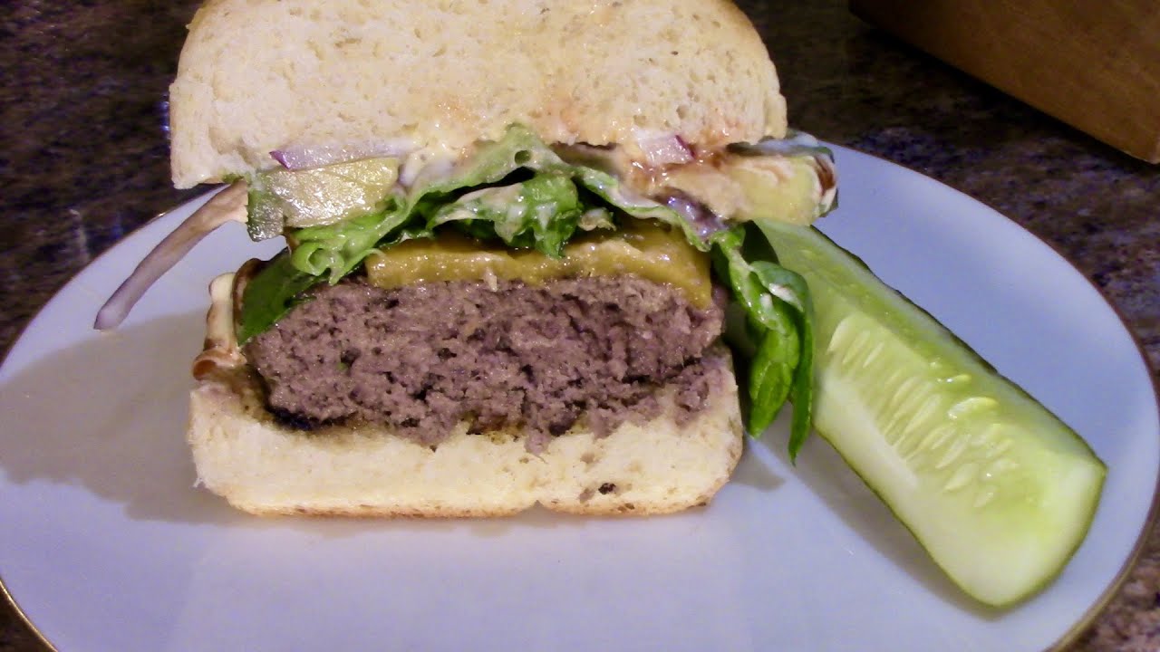 Chef Nina's Award Winning Burger! Recipe below⬇