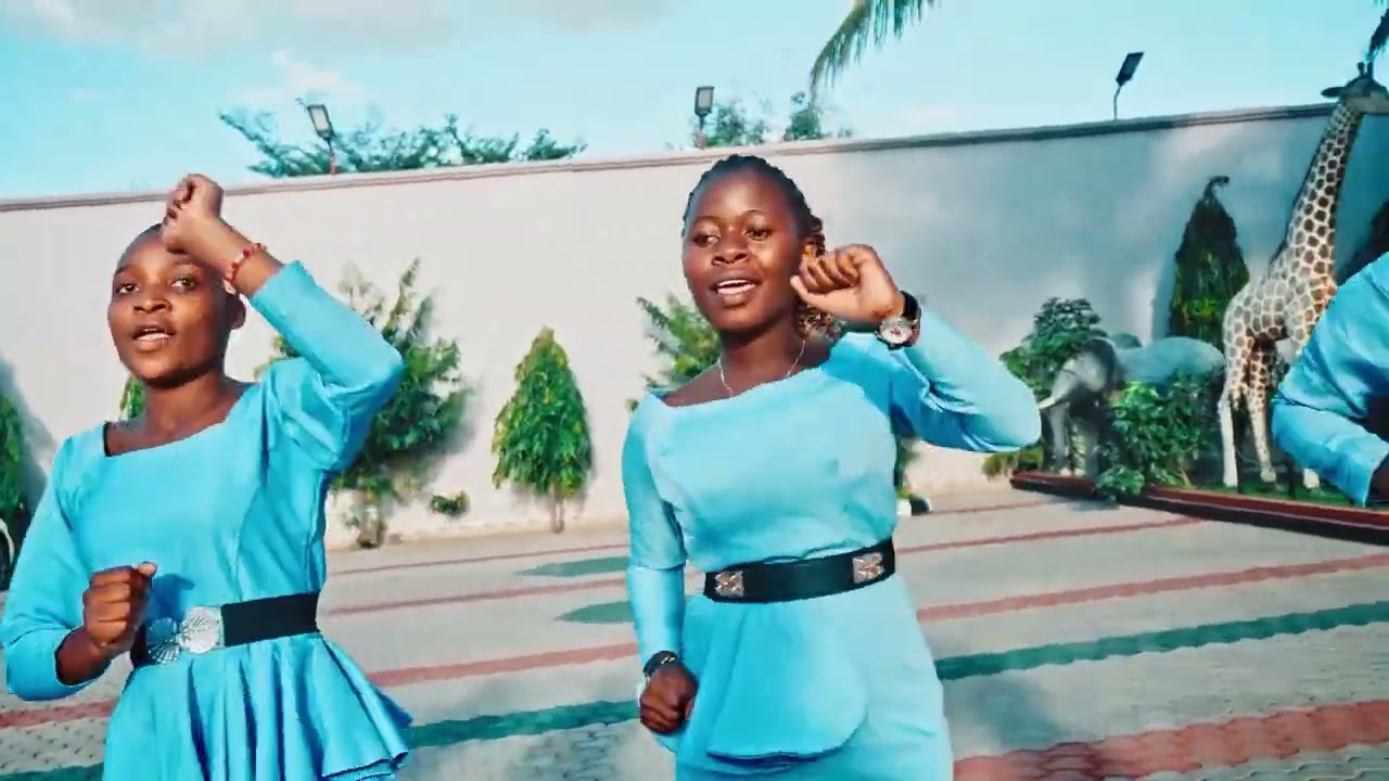 FUMBUA MACHO | Official Video – Spiritual Gospel Choir (SGC)