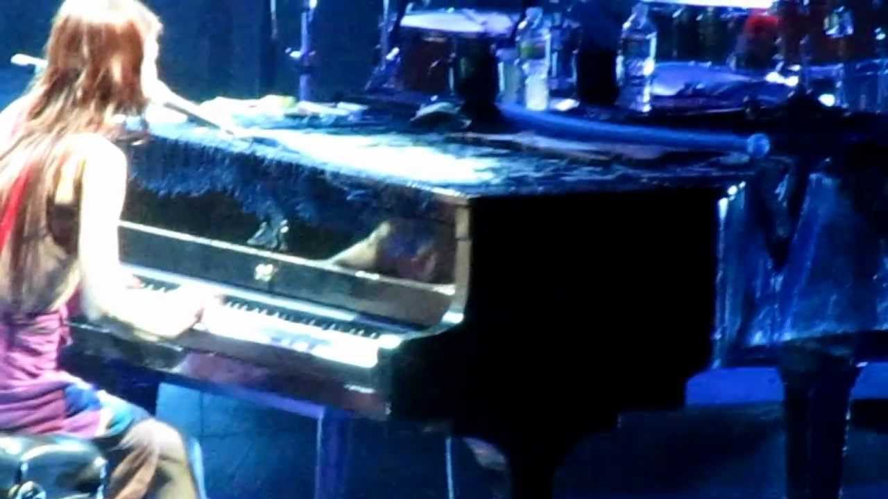 Get Gone (live) - Fiona Apple