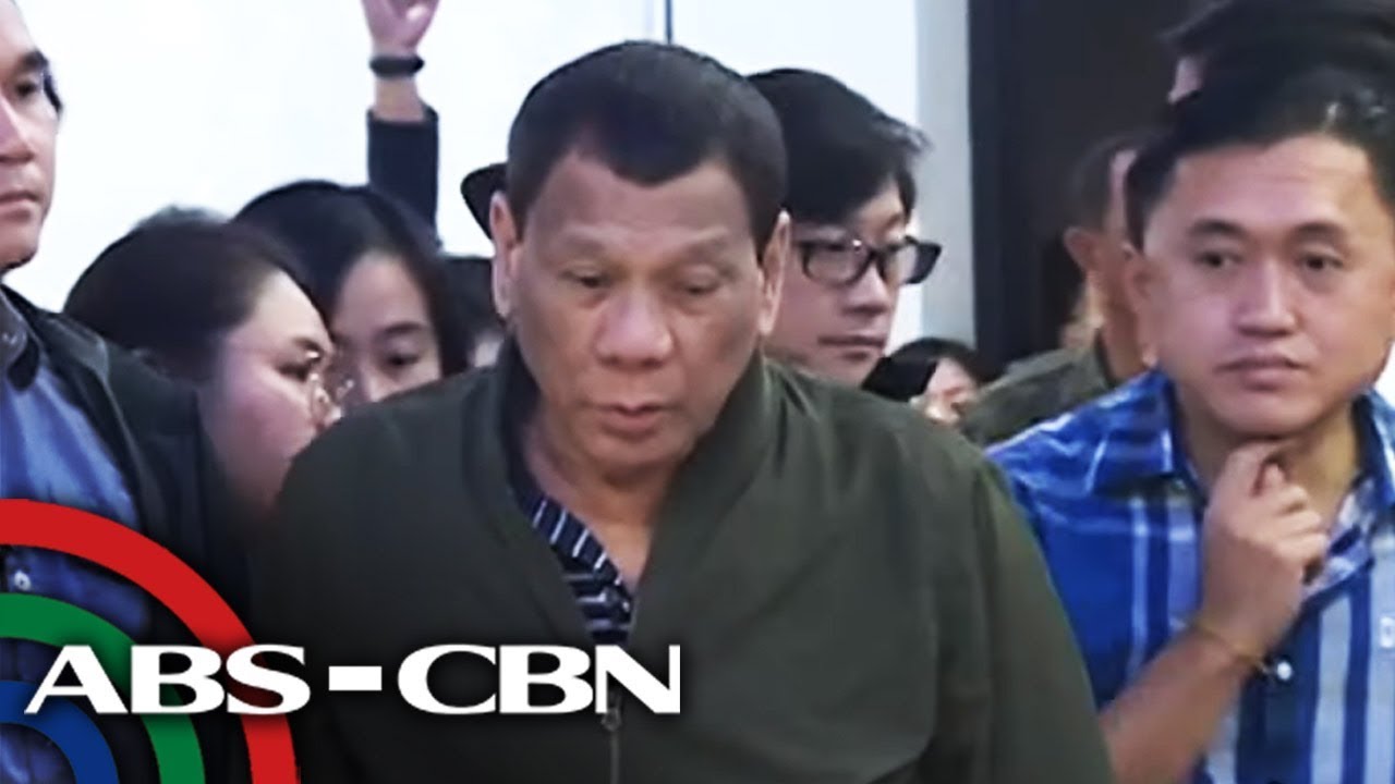 Duterte binisita ang kaanak ng mga nasawi sa Iloilo-Guimaras sea tragedy | TV Patrol