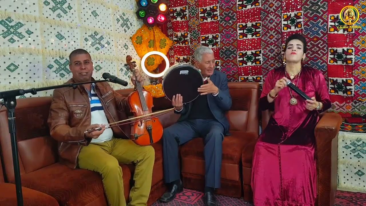 الفنان حميد تامكايدوت رفقة الفنانة ليلى بومية أغنية أمازيغية رائعة بعنوان 