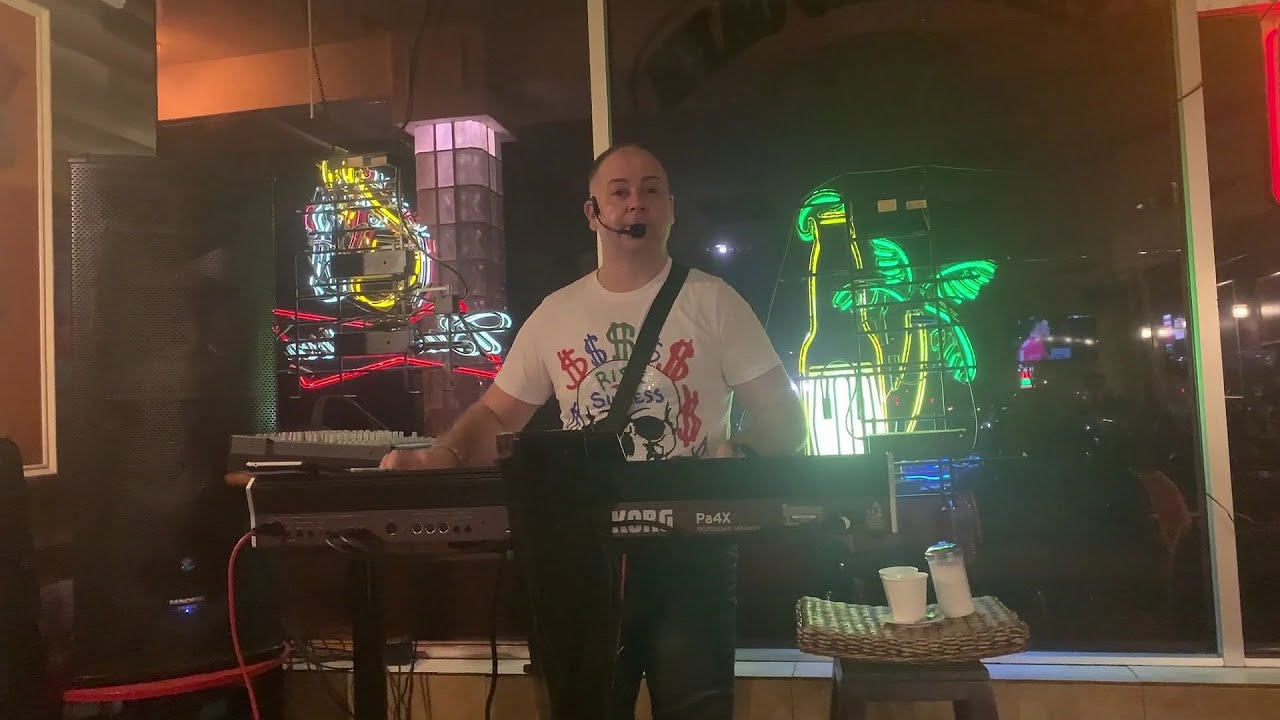 ADNAN ZENUNOVIC - MIX SA SIJELA [LIVE]