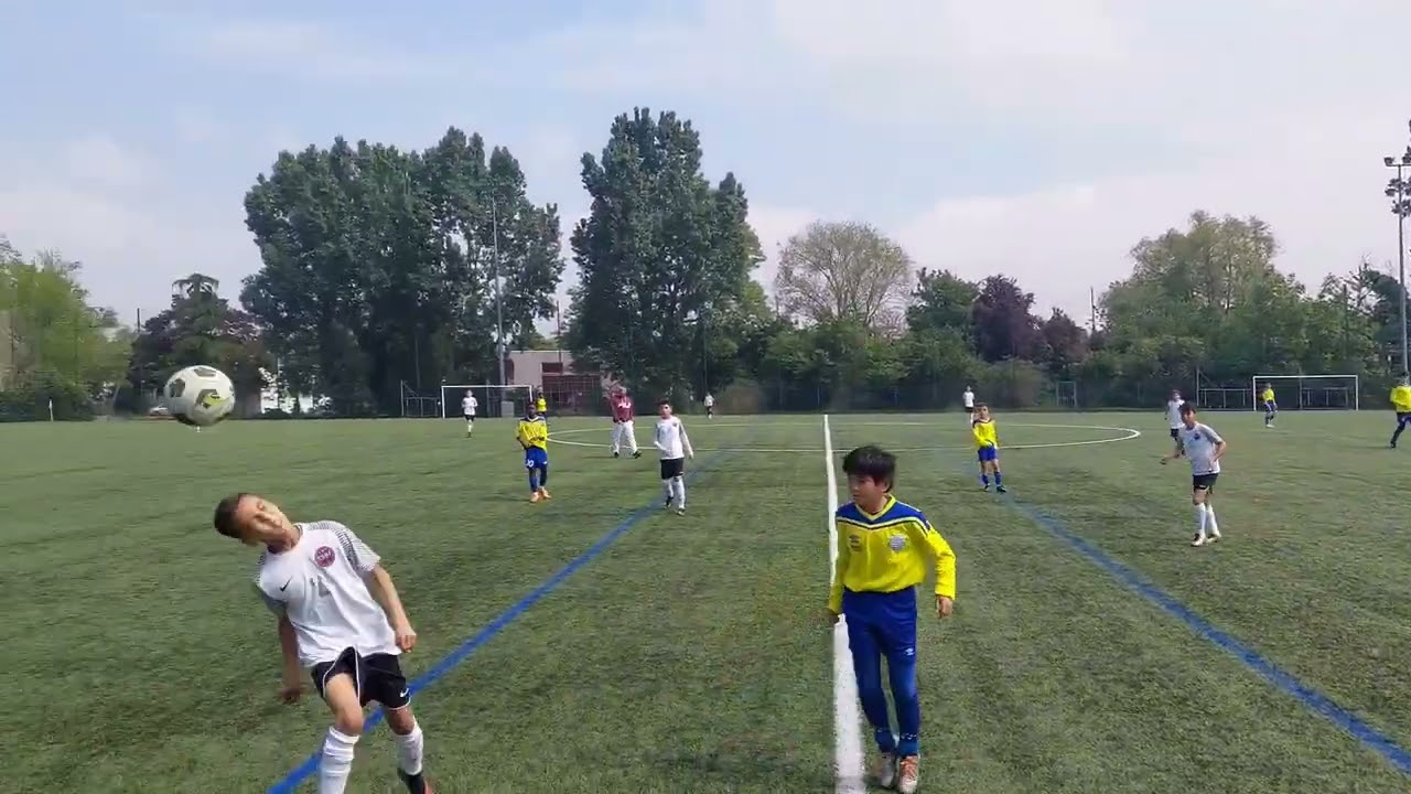 Entente SSG VS ESBF Bouafle Académie 1-1 génération 2011 U12 1ère mi-temps.