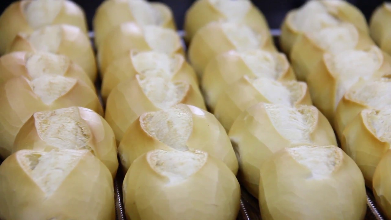 Conhe&ccedil;a como &eacute; a fabrica&ccedil;&atilde;o de p&atilde;o franc&ecirc;s