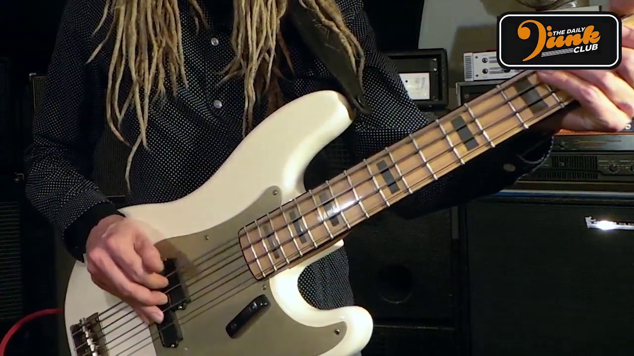 Exclusive - Remco Hendriks Bass Lesson - The Daily Funk Club