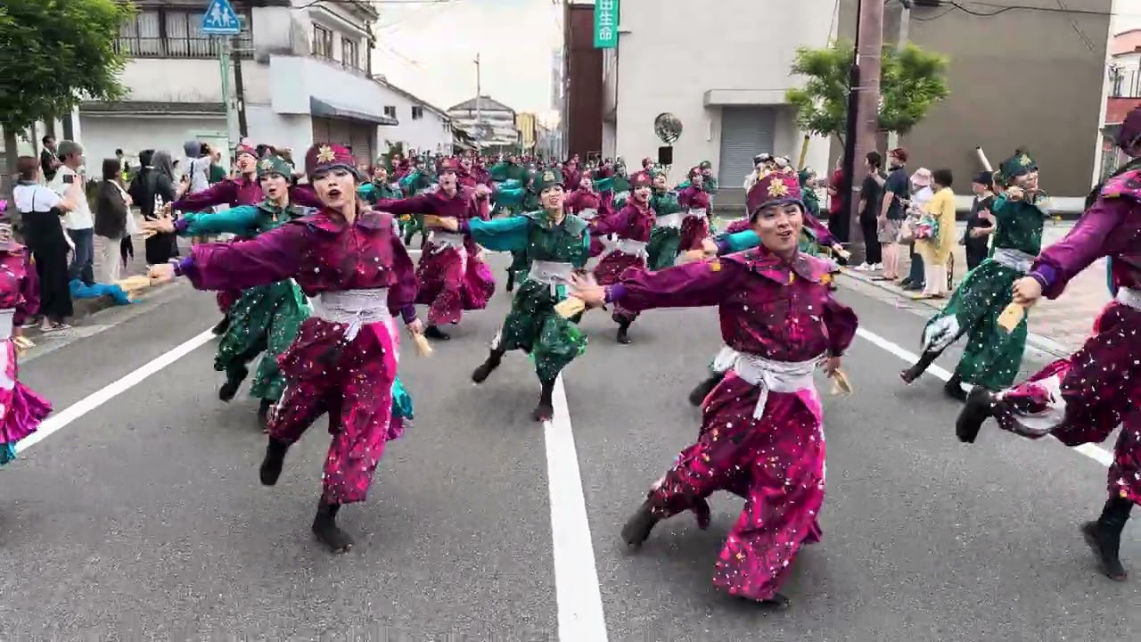 TACYON   BLUE URGE  安芸市納涼祭信金前演舞1