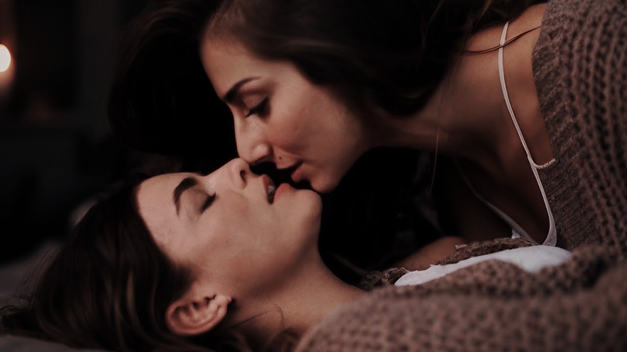 ELENA & PEYTON - A Little death ( Elena Undone )