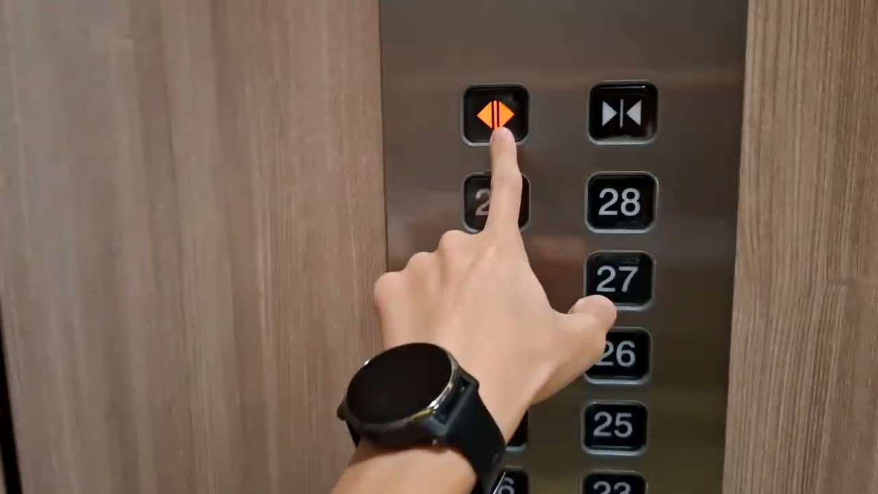Toshiba Elevator/ Lift at Plaza Asia, Jakarta