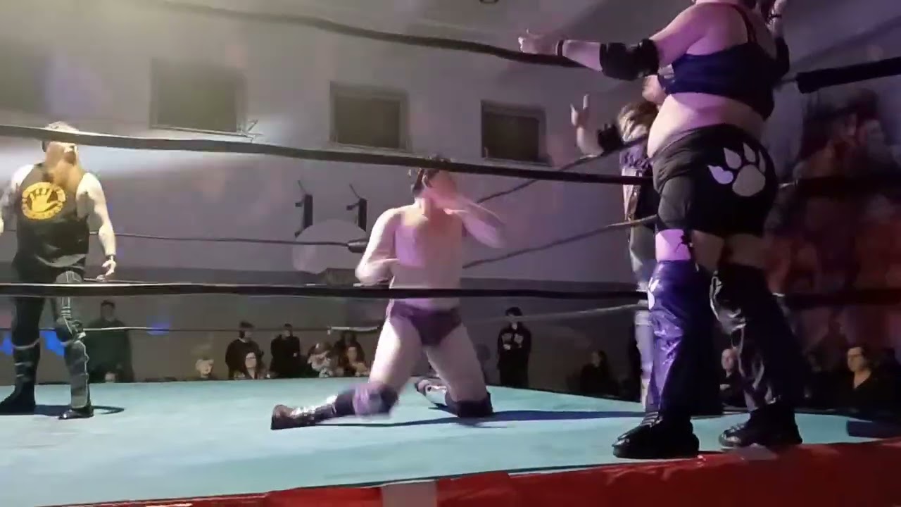 Josh Angel, Bryce Alexander, Minoushka vs. Adam Sky, Riot Ricci, Ricky Starr. Lutte Wta. #wrestling 