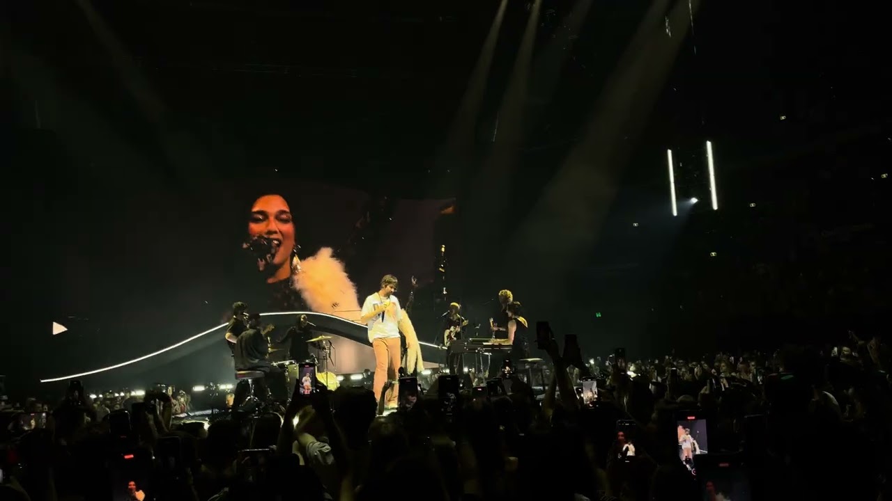 Dua Lipa & Tame Impala - The Less I Know The Better (Live Radical Optimism Tour Sydney N2) 28/3/25