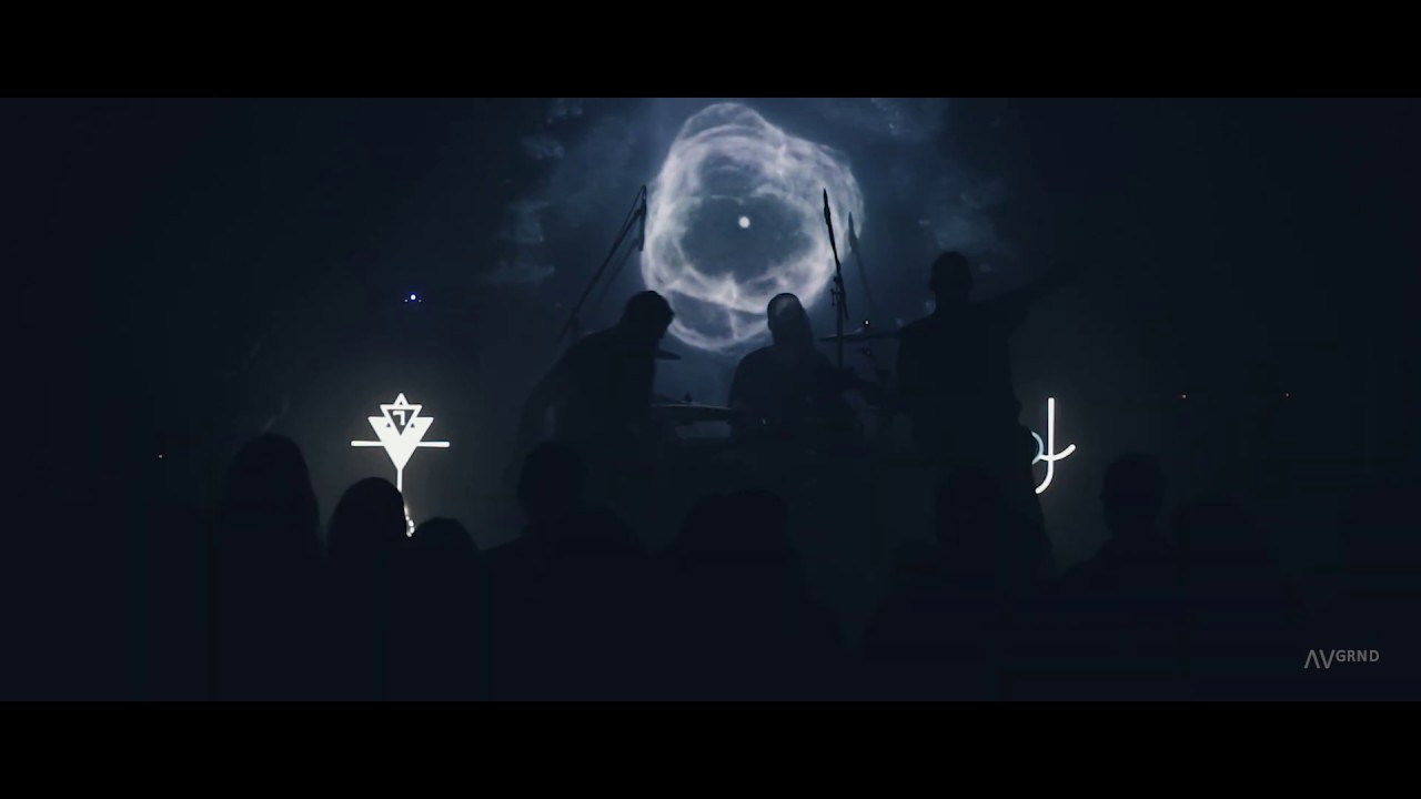 Hemelbestormer - Eight Billion Stars | live - End Of Music