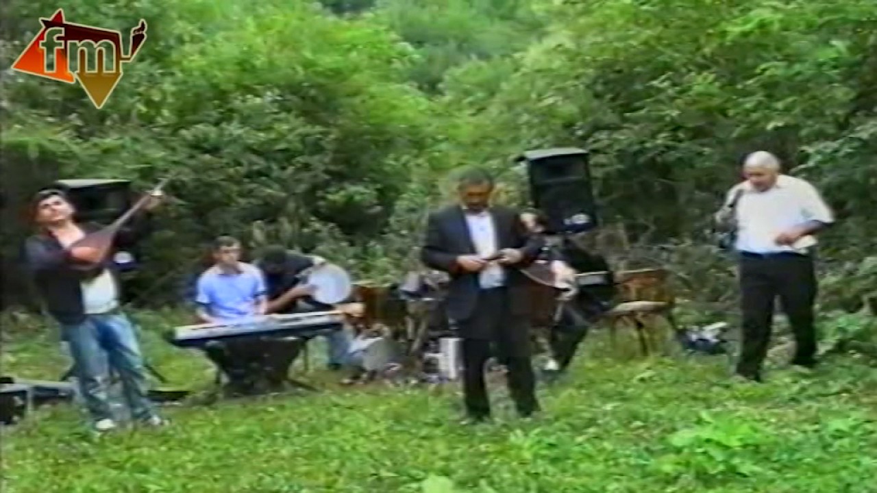 Arabaci kendi Gedebey - Nazangul ananin ad gunu
