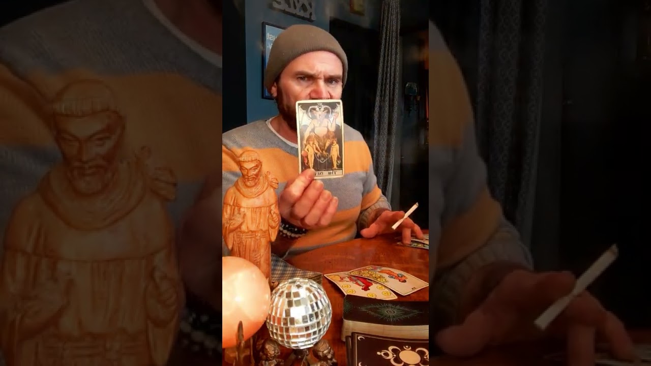 JDS Tarot🧿  Pisces!  Who gives it all up to move this connection forward!  Codependency a red 🚩 ⚠️