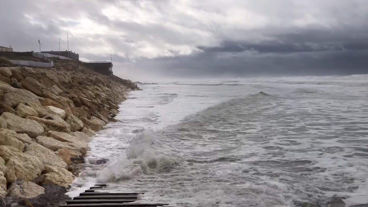 Lacanau: lutte contre l’érosion par l’entretien des dunes