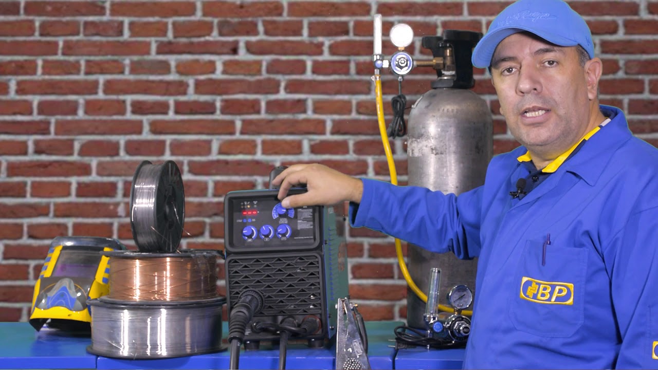 SOLDADORA MULTIPROCESO MIG/MAG/MMA DE 200 AMP