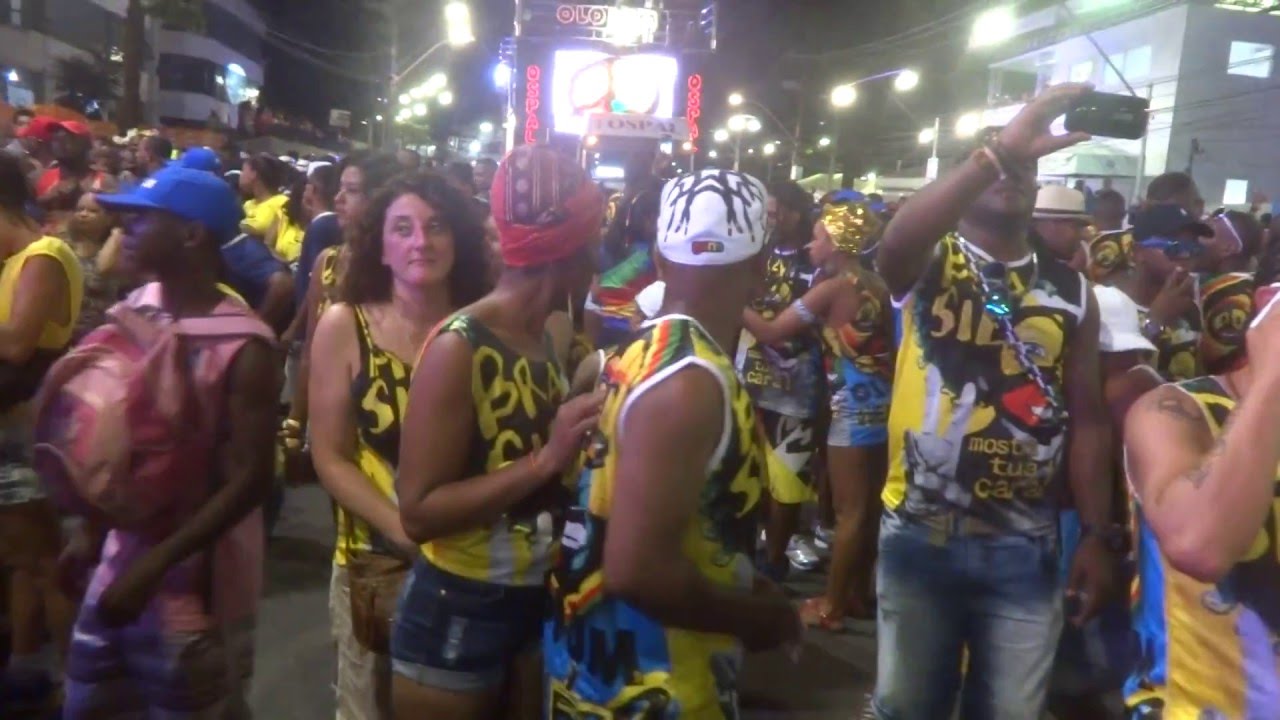 Olodum - Dores e Glórias (Olodum Beleza Rara) - Carnaval 2016 - Bloco Olodum - Domingo