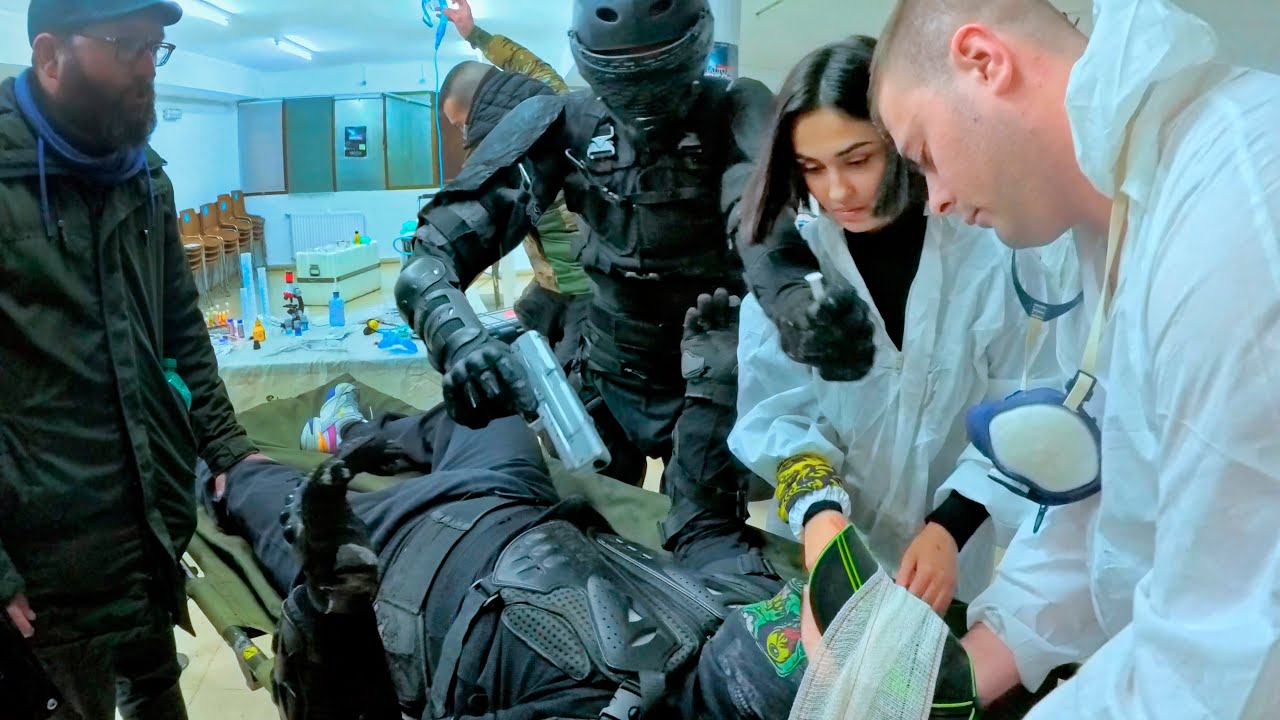 ASALTAMOS EL LABORATORIO - SURVIVAL ZOMBIE | PEDRO SALAMANCA