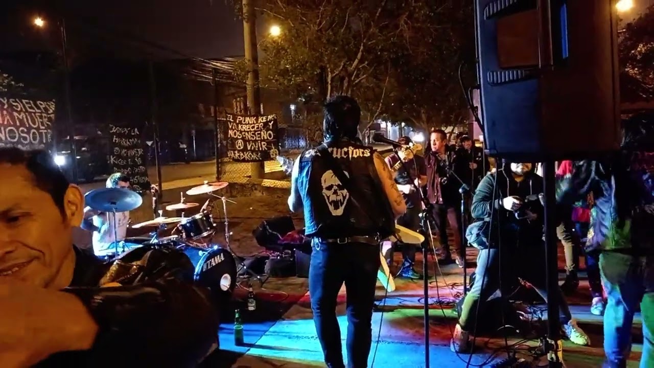 ALambre de púas en vivo en san juan de luriganchaos