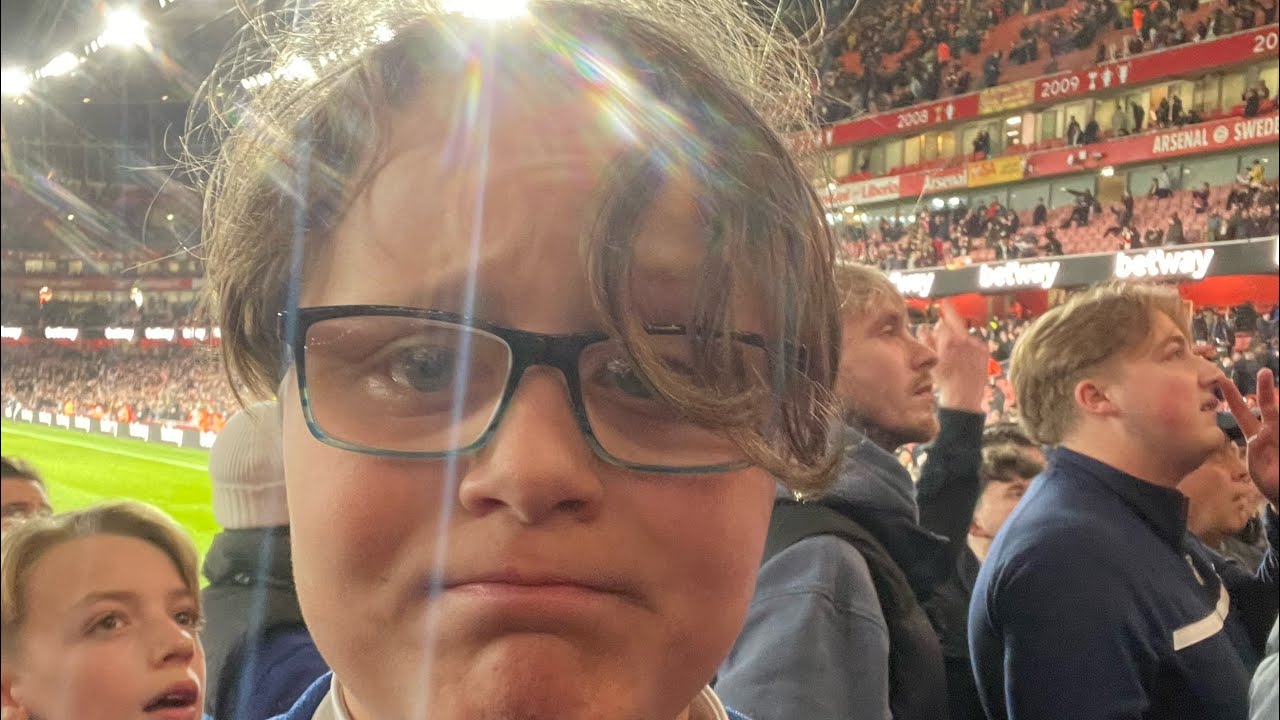 Losing at emirates AGAIN!! Arsenal 2-1 Chelsea Match day vlog