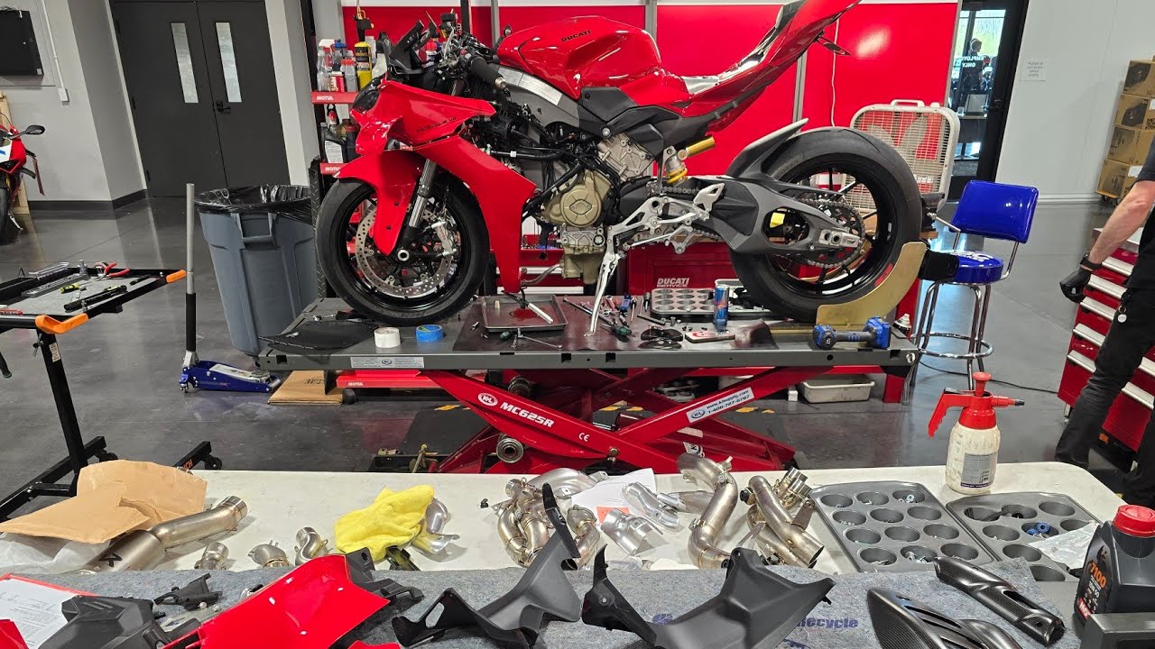 Installing 10k full Akrapovic exhaust on 2025 Ducati Panigale V4.