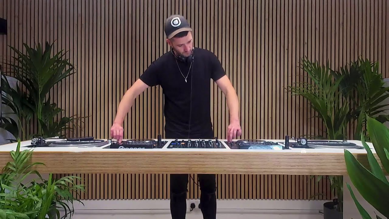 Farius Live Stream - From The Start (The Remixes)