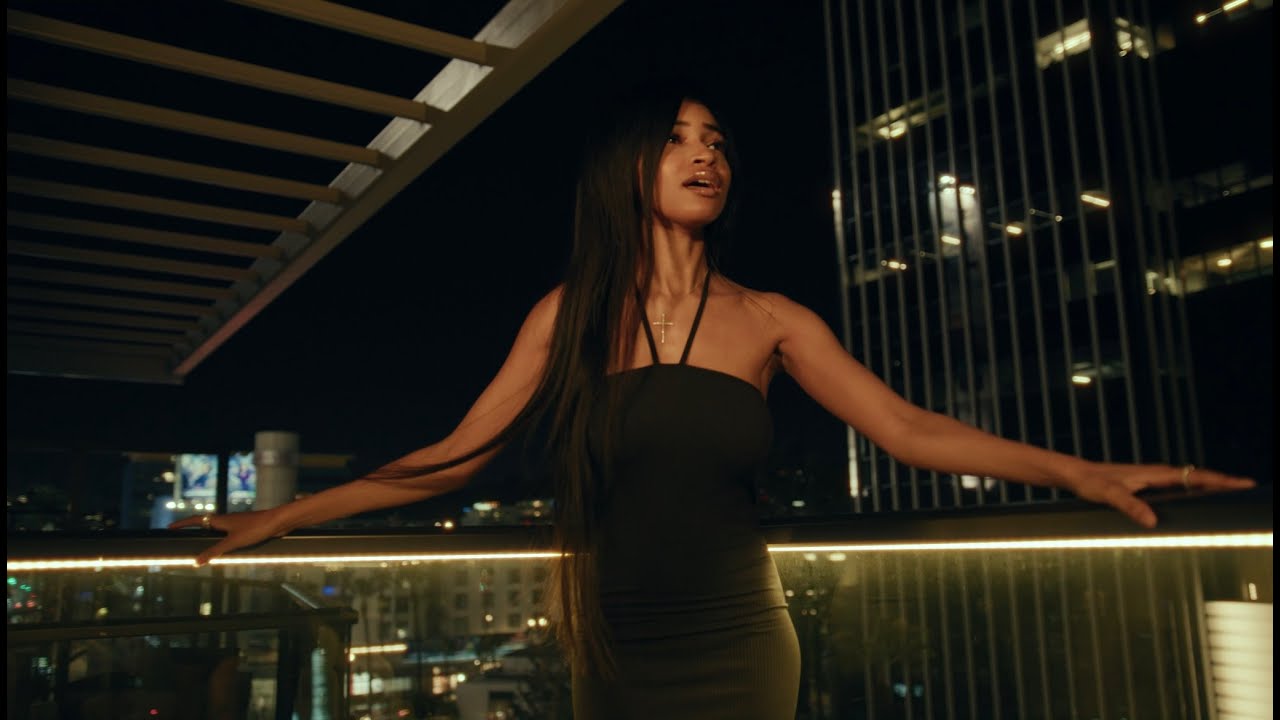 Arianna Reid - Waste no Time (Official Video)