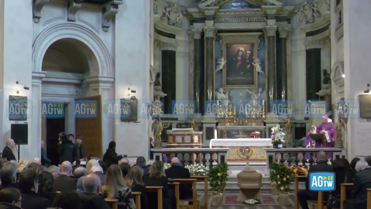 Enrica Bonaccorti, Monsignor Staglianò: «Con la sua scrittura ha dato voce a chi non l’aveva»