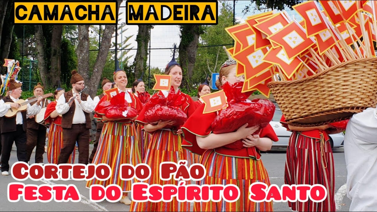 Cortejo do Pão - Festa do Divino Espírito Santo Camacha Madeira Island Portugal