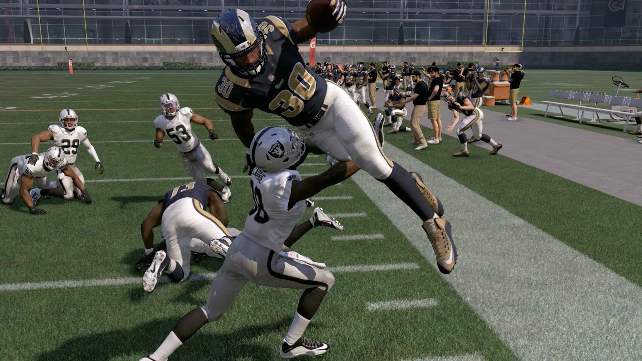 Madden 17 Special Ball Carrier Moves Can Be Beautiful