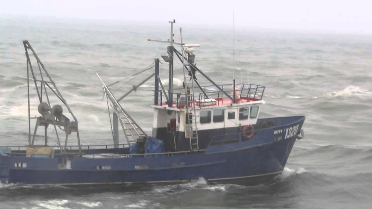 Greymouth Fishing Boat, The Happy V, going over The Bar