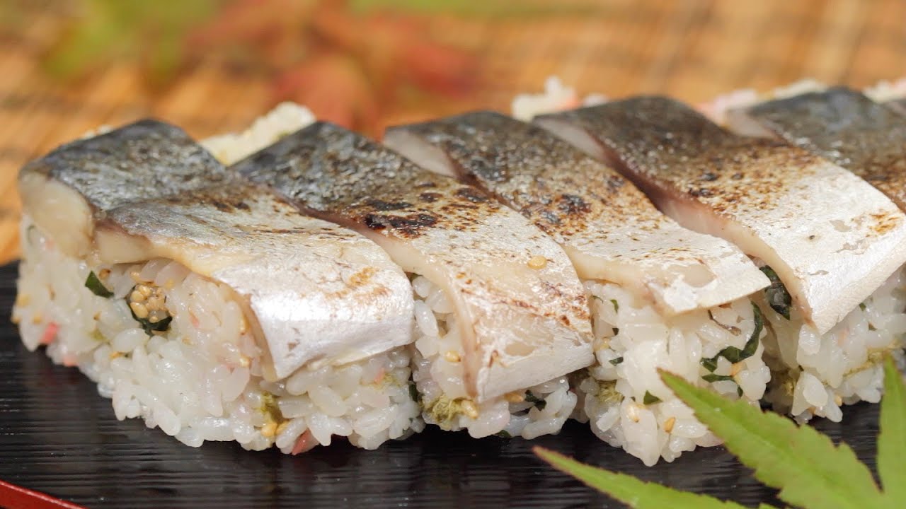 Pressed Sushi with Seared Marinated Mackerel Recipe (Shime Saba Oshizushi) | Cooking with Dog