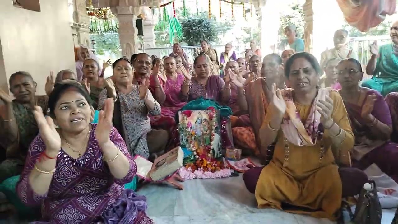 હાલ કાના લઈલે ગાડું જાત્રા કરાવી દે