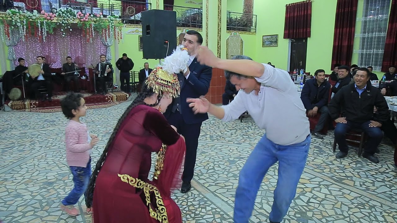 ARTUR RAHMONOV SALKI LAZGINI JONLI IJRODA KUYLADI! RAQQOSA XAMMANI O`ZIGA QARATDI!