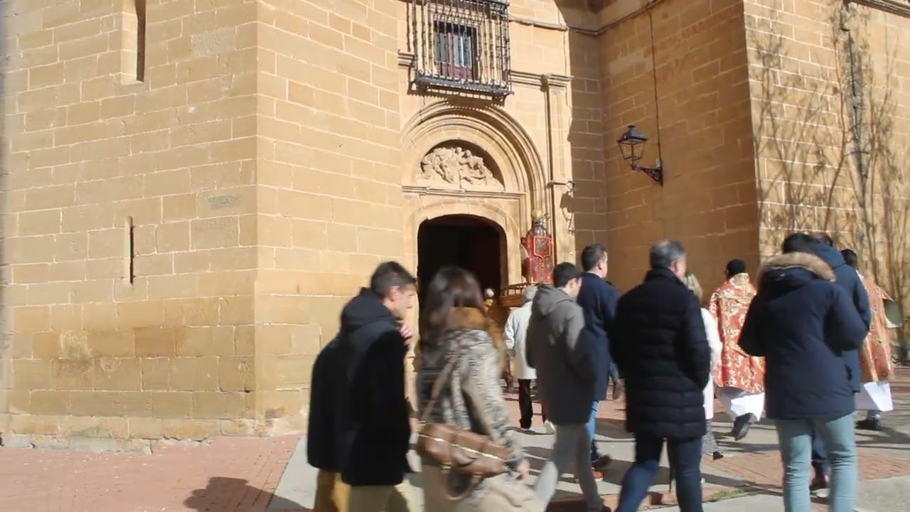 ENTRADA PROCESION IGLESIA PAGANOS