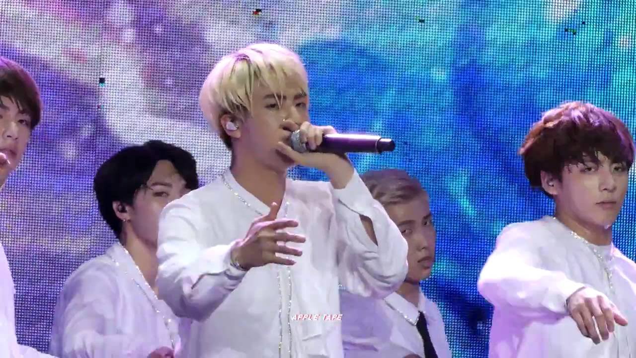 160702 Butterfly (JIN focus 석진 직캠) 방탄소년단 화양연화 ON STAGE : EPILOGUE IN NANJING