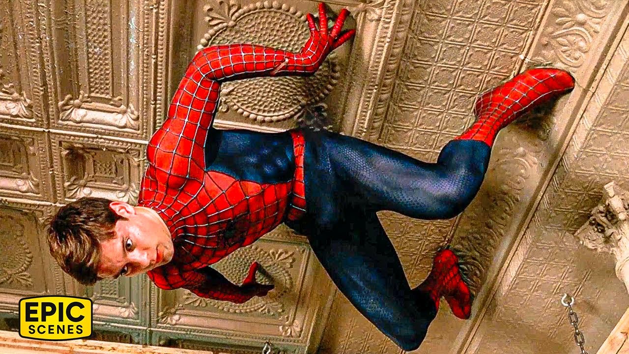 Peter Parker Hides From The Green Goblin - Spider-Man
