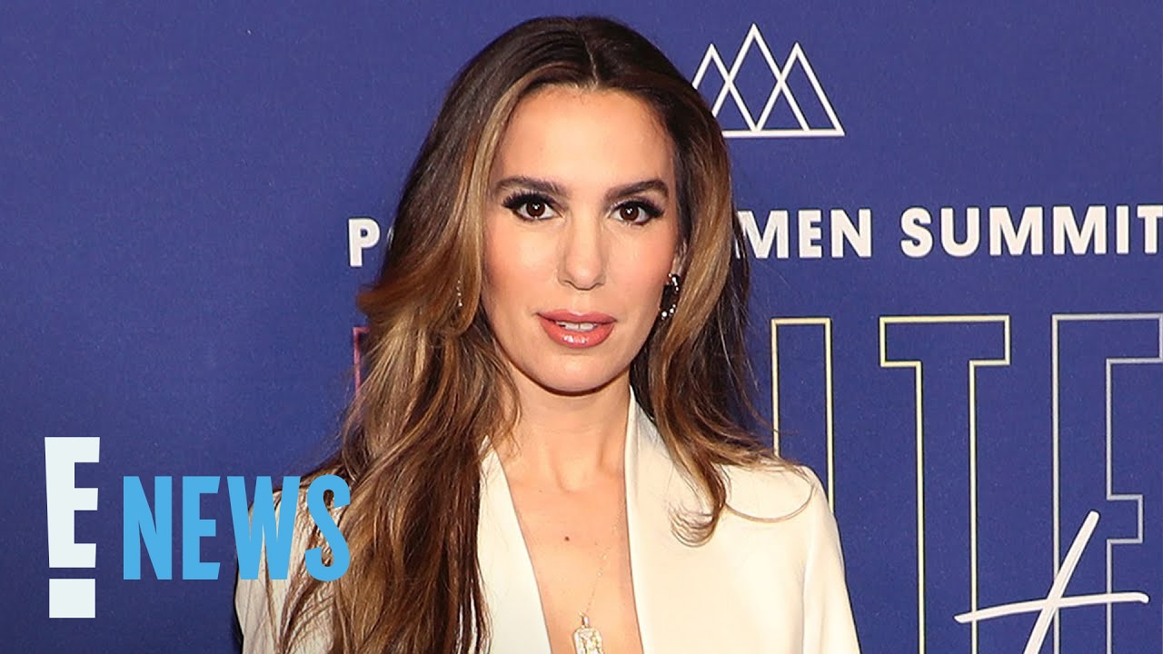 Christy Carlson Romano Shares Positive Cancer Screening Test Results | E! News