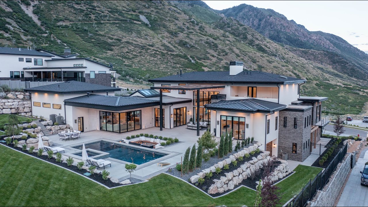 2022 Parade of Homes - Raykon Construction