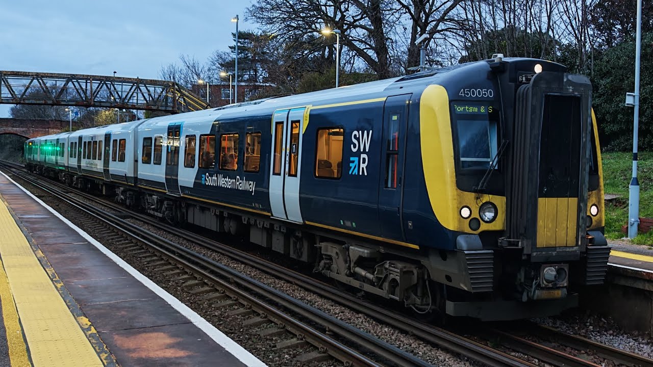 Mini trainspotting at Sholing 20/01/26