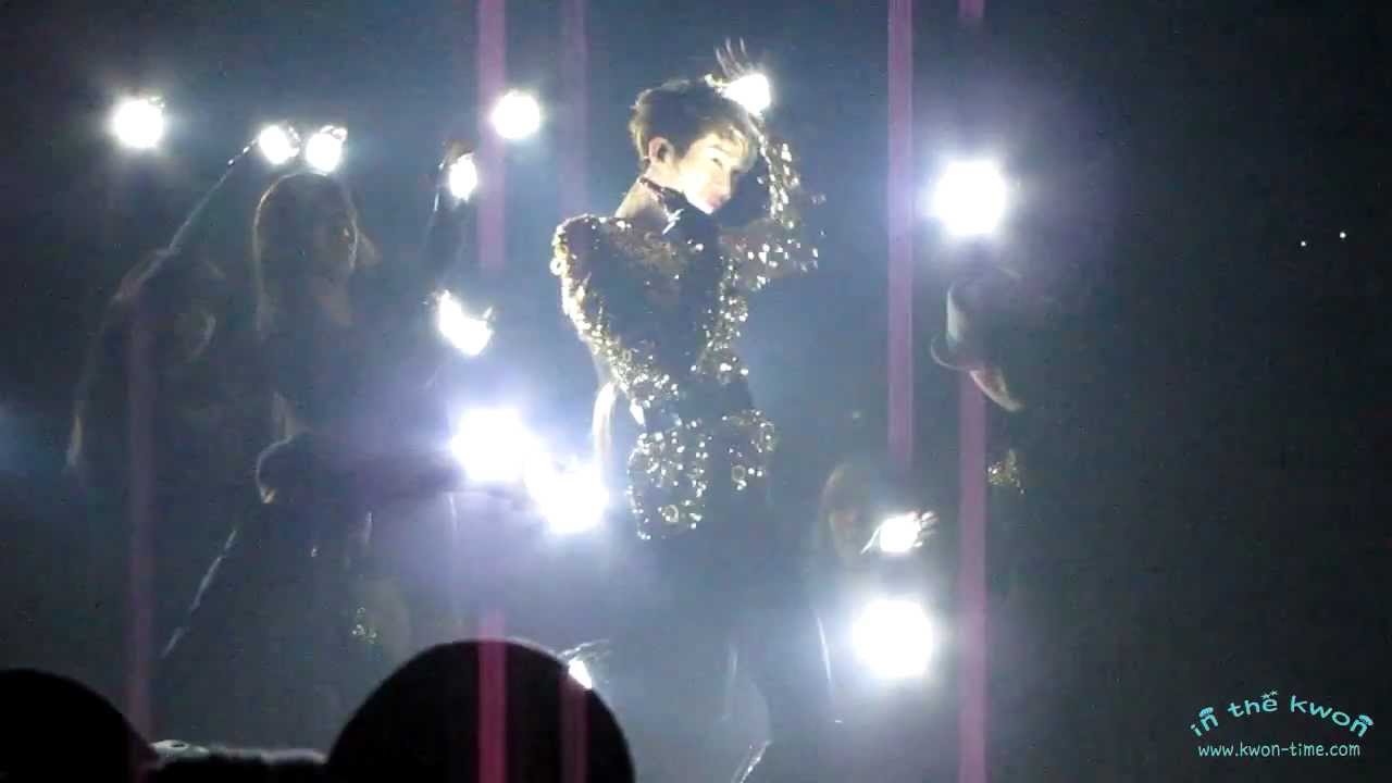 111224 조권 브리트니 스피어스 Jo Kwon Britney Spears TILL THE WORLD ENDS fancam