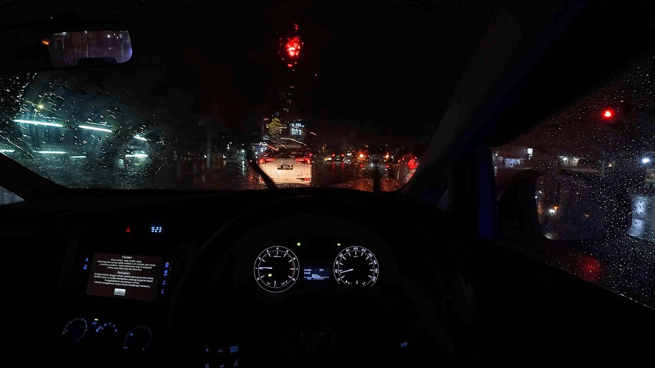 Driving in the rain at night - Relaxation for a good night's sleep