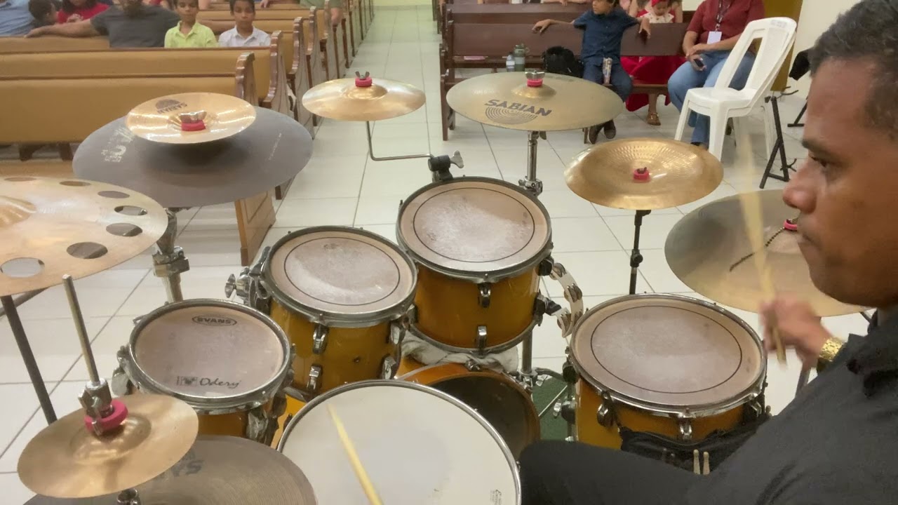 Ele é exaltado #drummer #somelouvor #drums #mobiledrumcover #gospelmusic #louvorea  #musicaevagelica
