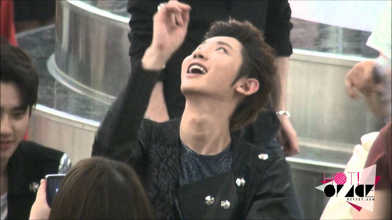 [HOT! SPACE] 120525 영등포 팬사인회 찬열