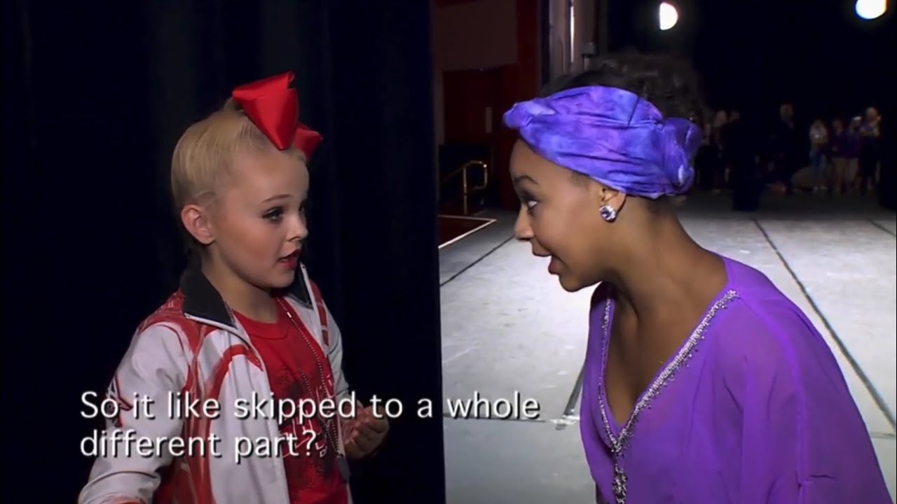 Dance Moms - Nia’s Music Skips At National’s (S05,E31)